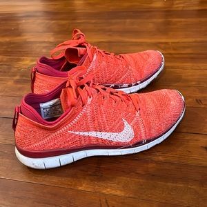 Nike Free TR Flyknit Sneakers